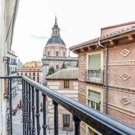 Apartamento Cava Baja Alquiler Temporal 马德里 外观 照片